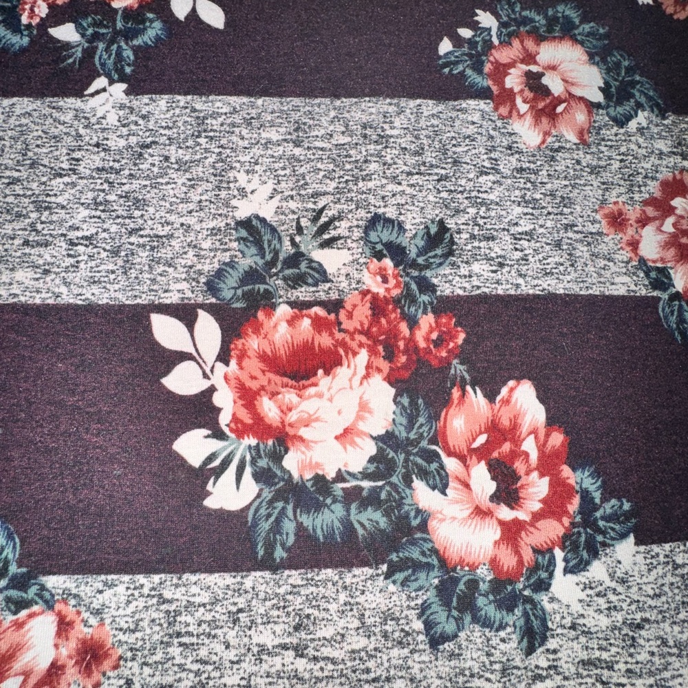 Lularoe Randy - Picture 3 of 4